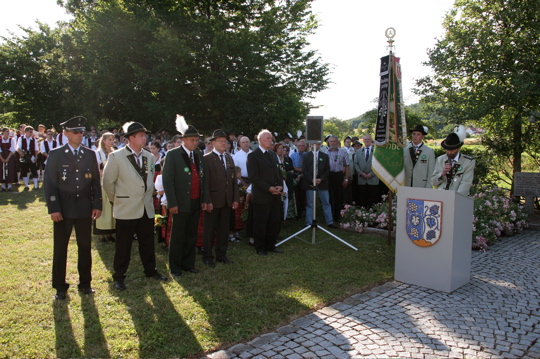 Totengedenken am Friedhof