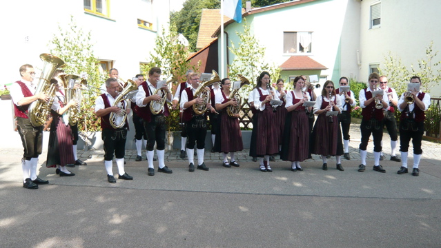 Standkonzert am Dorfplatz