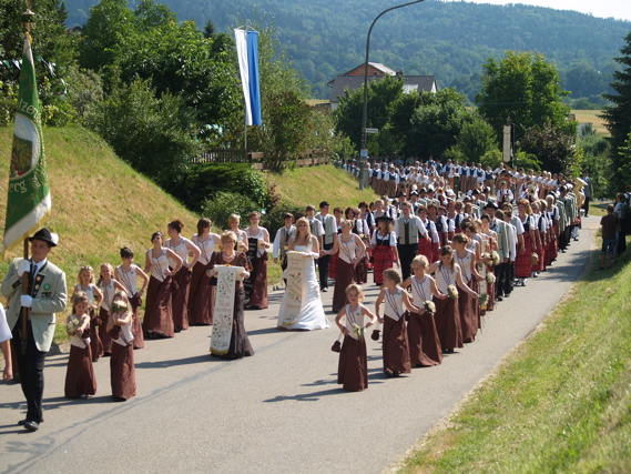 Kirchenzug - 2