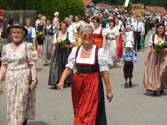 Ehemalige Festdamen