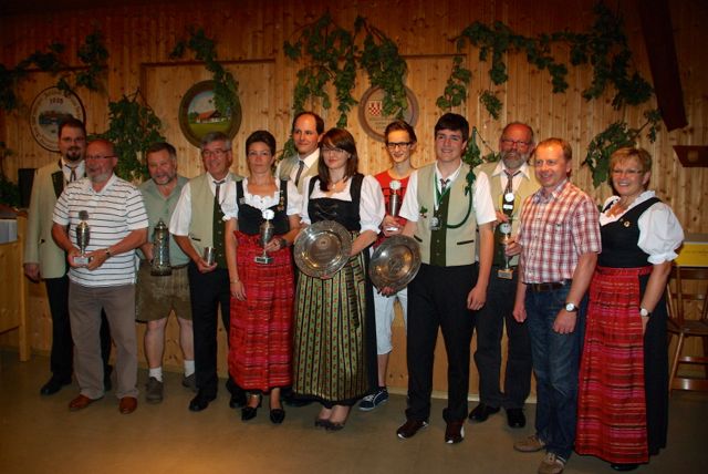 Pokalgewinner und Vereinsmeister vom Königsschießen 2013